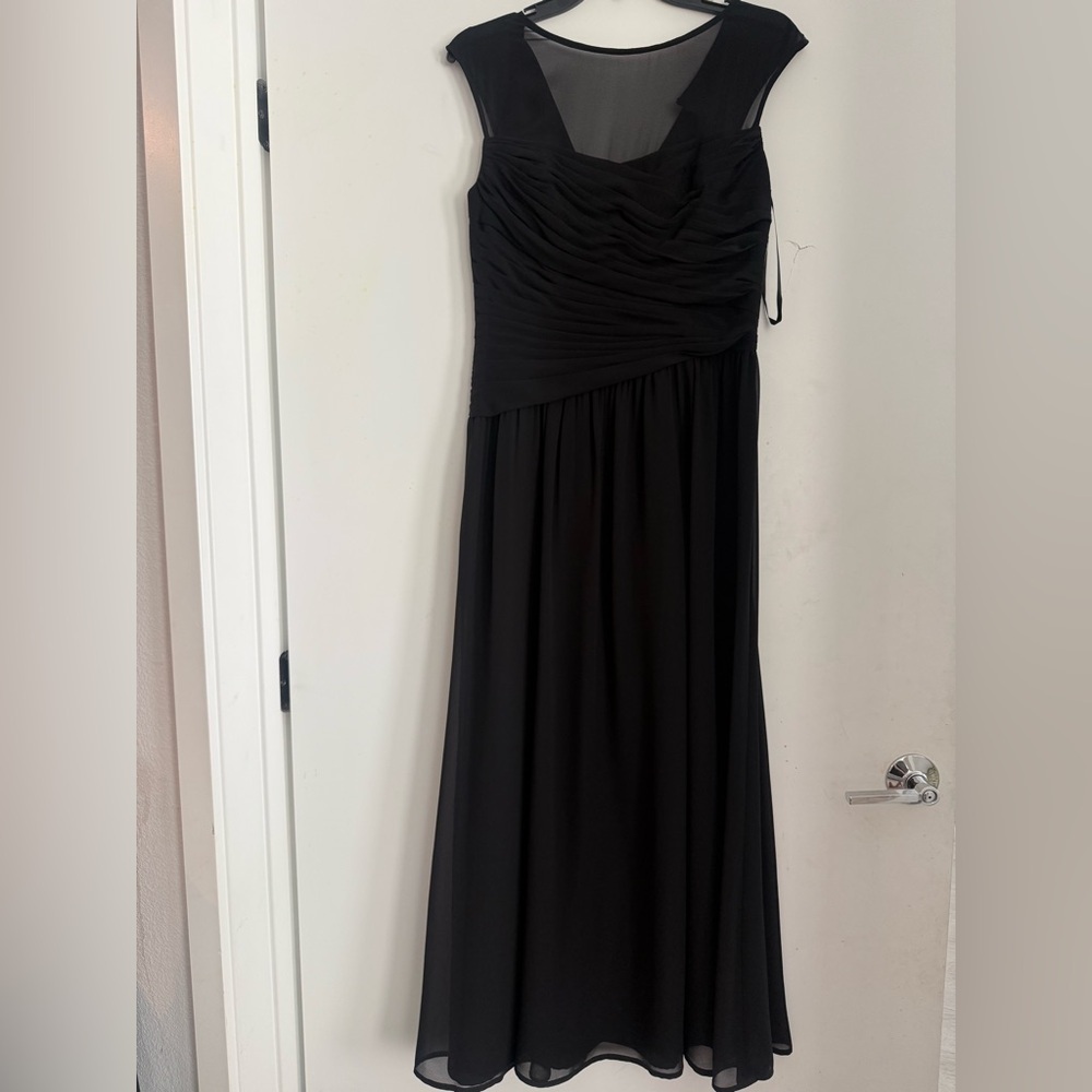 Lauren Ralph Lauren Evening Ruched Waist Mesh Detail Maxi Dress Size 6